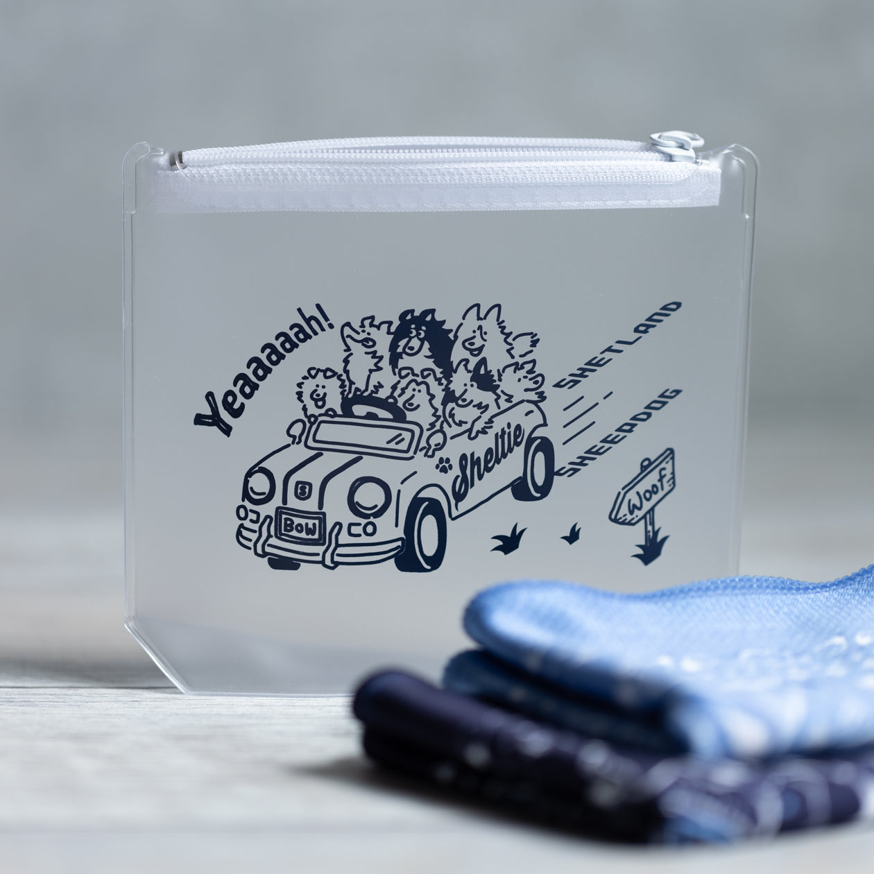 Yeaaaaah! Sheltie | ミニクリアポーチ【シェルティグッズ専門店