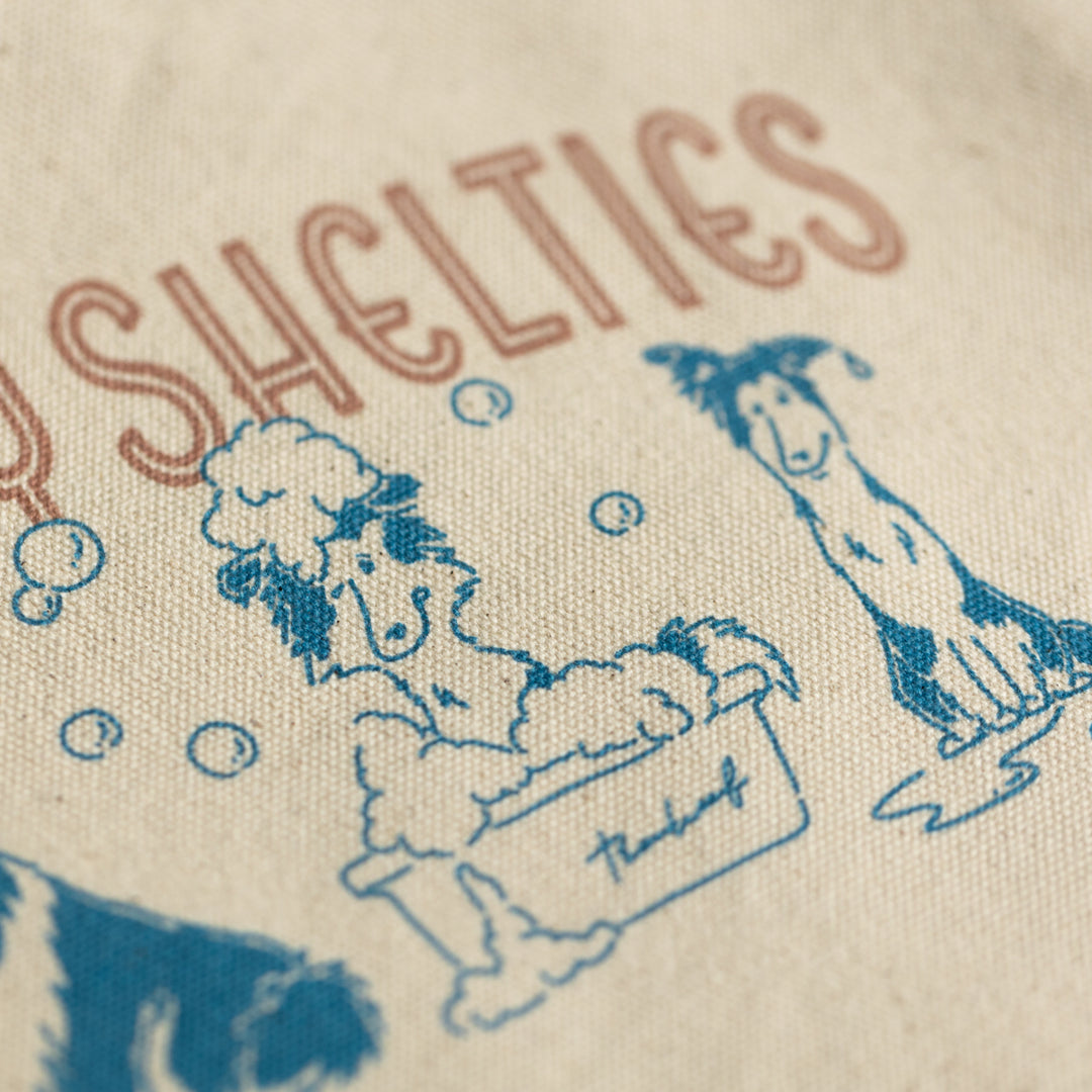 Soggy Shelties | キャンバスフラットポーチ